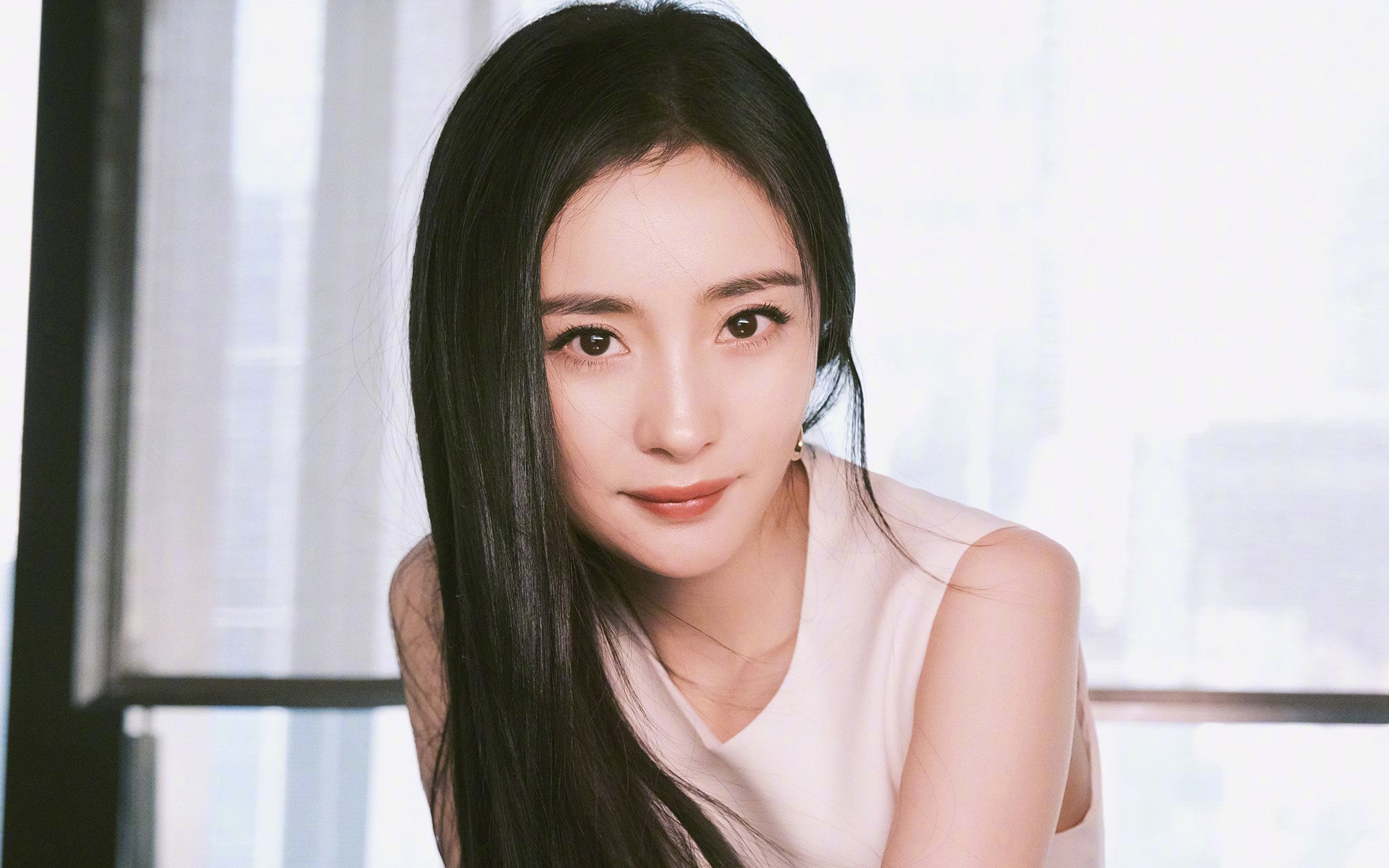 女子接力再创新高 赛场沸腾，女子4×100接力决赛