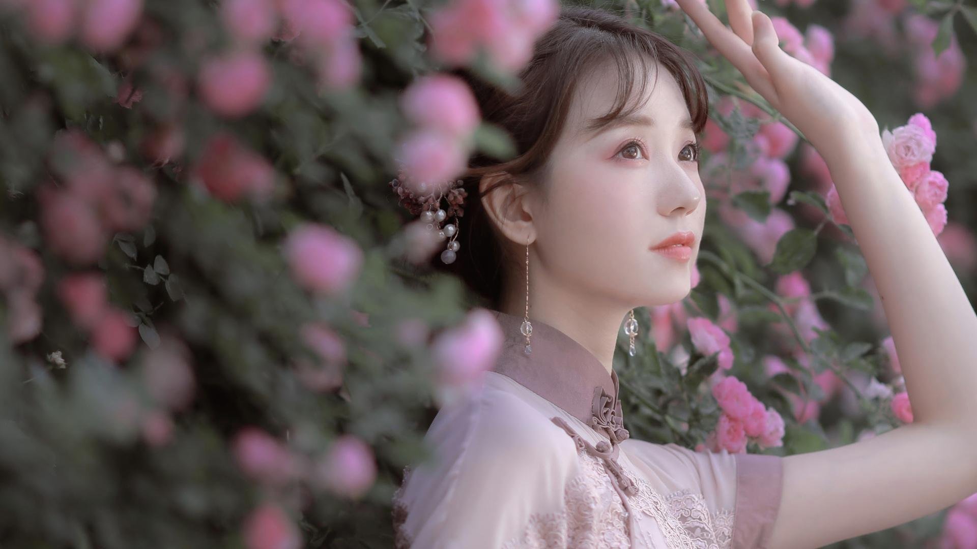 鹈鹕拍摄宣传照球员造型引发网友热烈讨论，鹈鹕正面照