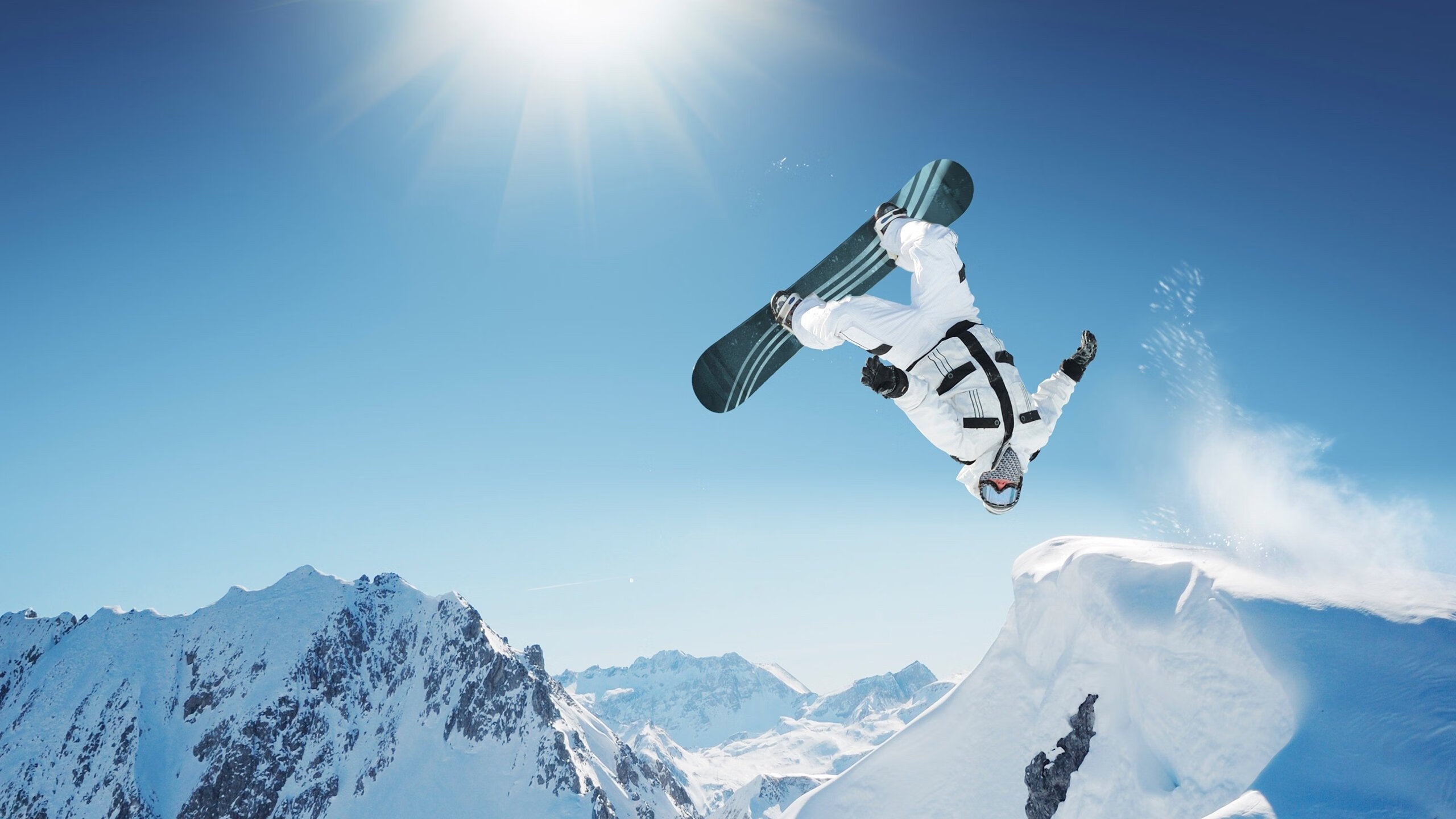 _战术分析：比赛中的变化与创新_，比赛战略