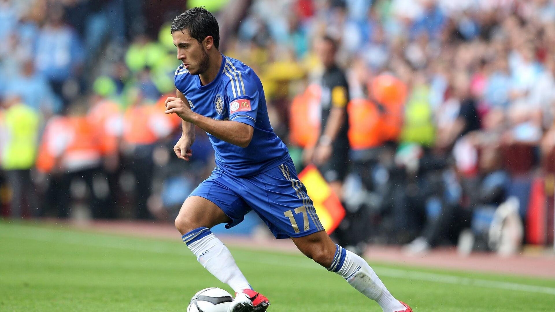 五大联赛裁判新规纷纷出炉,赛场公平受关注,五大联赛大比分惨案