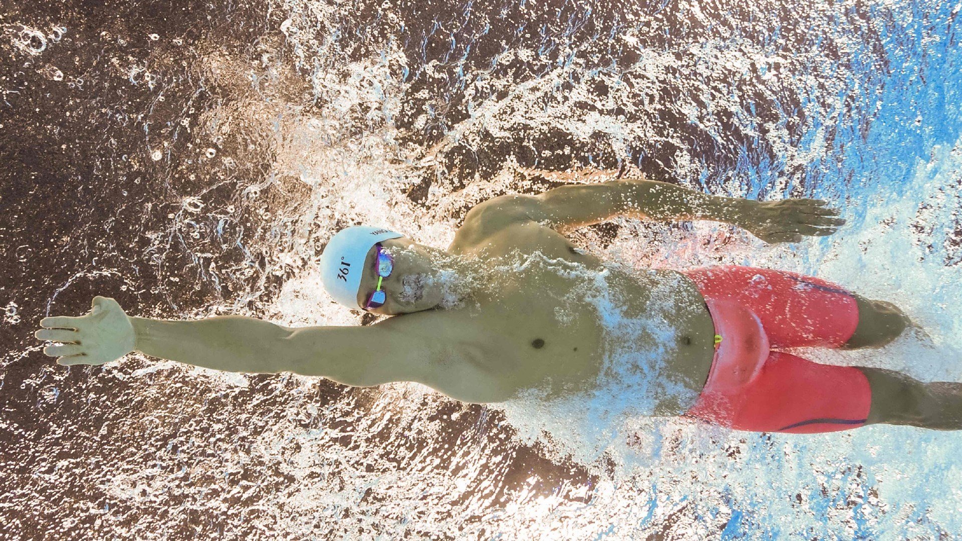 库里：连续“旱地拔葱”，让三分弹无虚发成习惯！，库里 抡