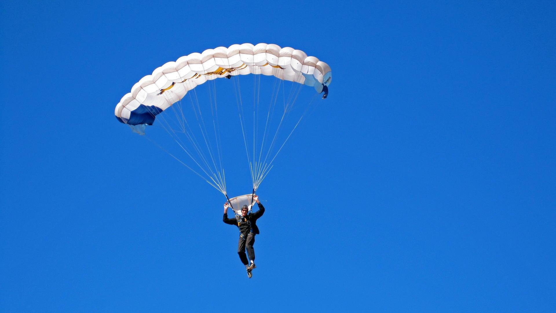 未来联盟：虚拟现场+沉浸式互动开启全新娱乐纪元！，未来联盟巨星